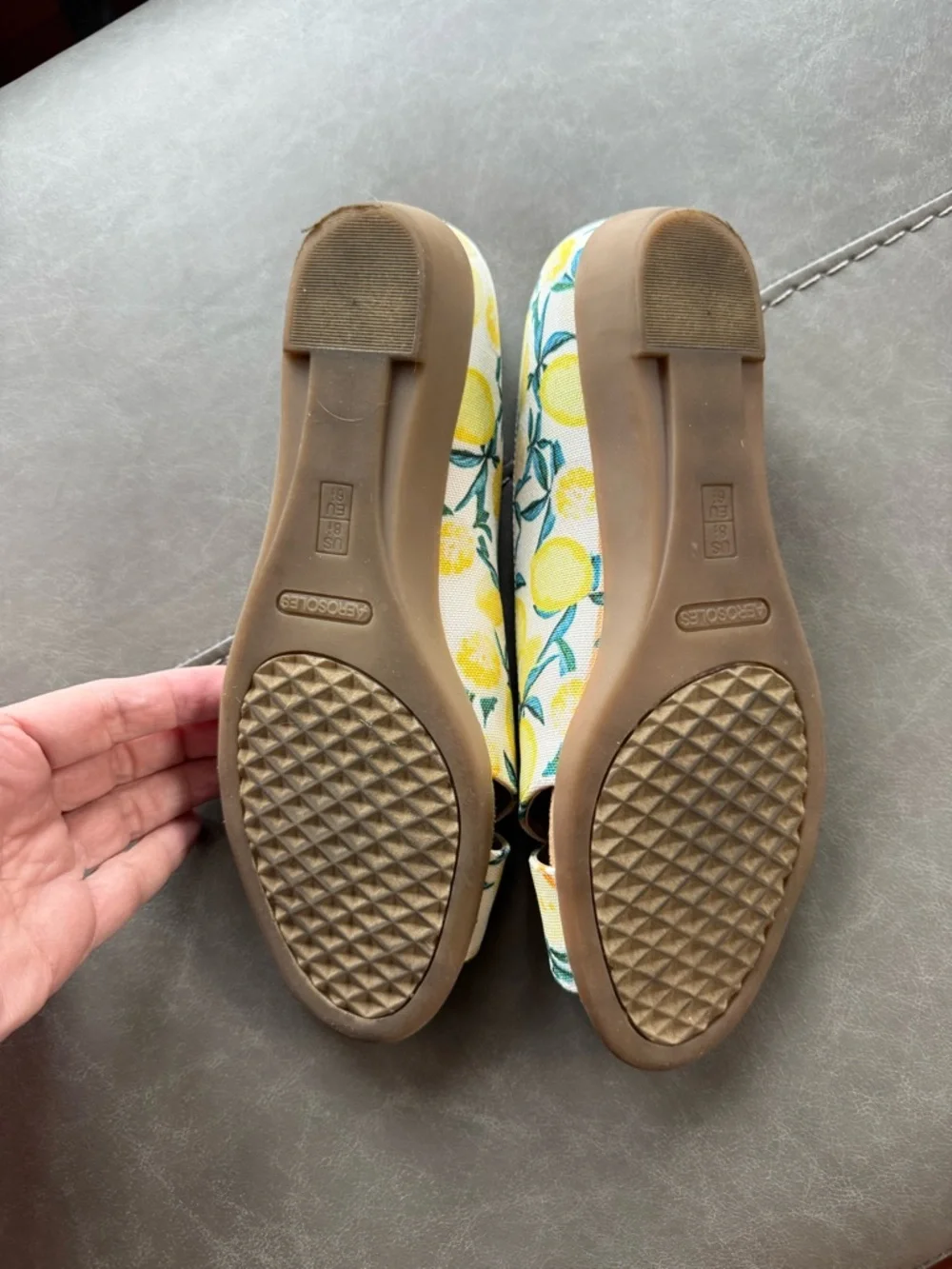 AEROSOLES Women's Yellow Lemon Print Peep-Toe Flats